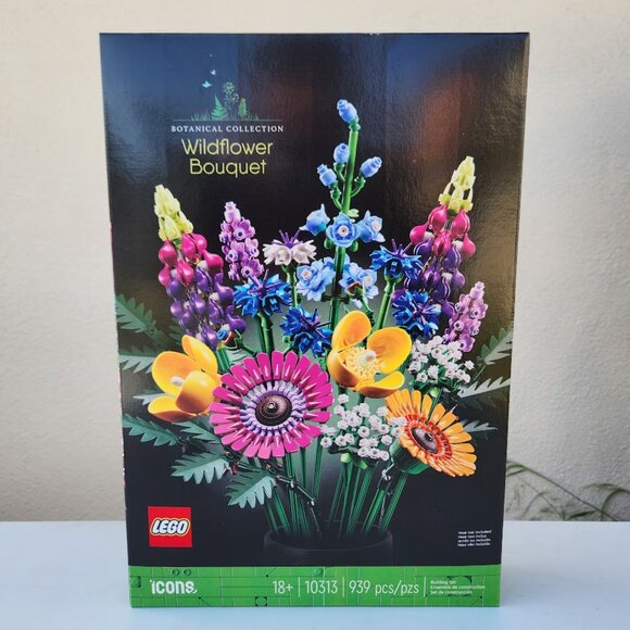 Lego Other - LEGO 10313 Botanicals Artificial Wildflower Bouquet Fake Flowers Building Set To